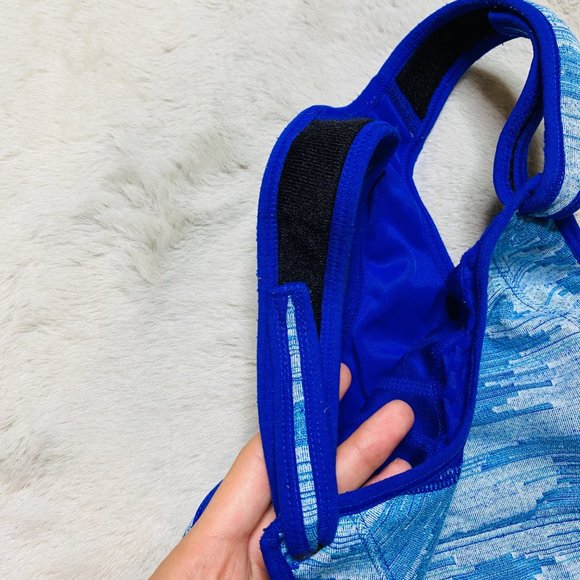 Brooks Rebound Racer Sports Bra Blue Space Dye Aztec Pattern Workout Gym 32B - Picture 5 of 10